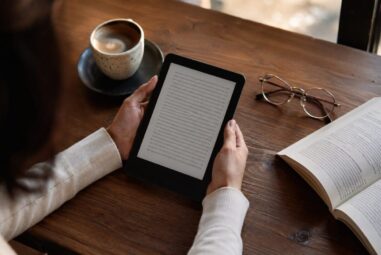Kindle Paperwhite Alternatives in 2026: 5 E-Readers Worth Switching To